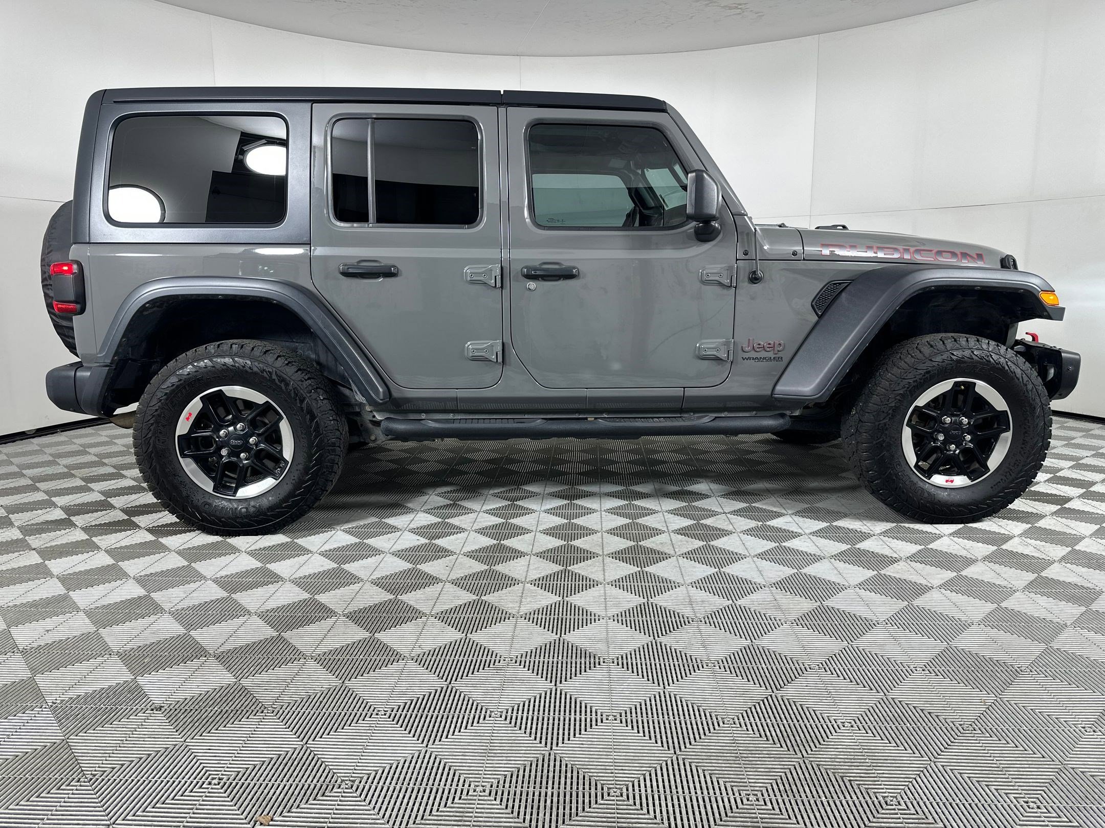 Used 2020 Jeep Wrangler Unlimited Rubicon w/ Dual Top Group image 7