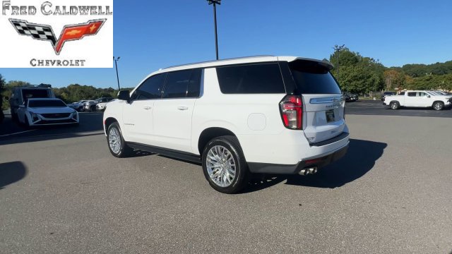 Used 2024 Chevrolet Suburban High Country w/ Advanced Technology Package AWD/4WD image 9
