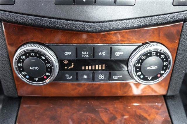 Used 2011 Mercedes-Benz C 300 4MATIC Sedan image 19