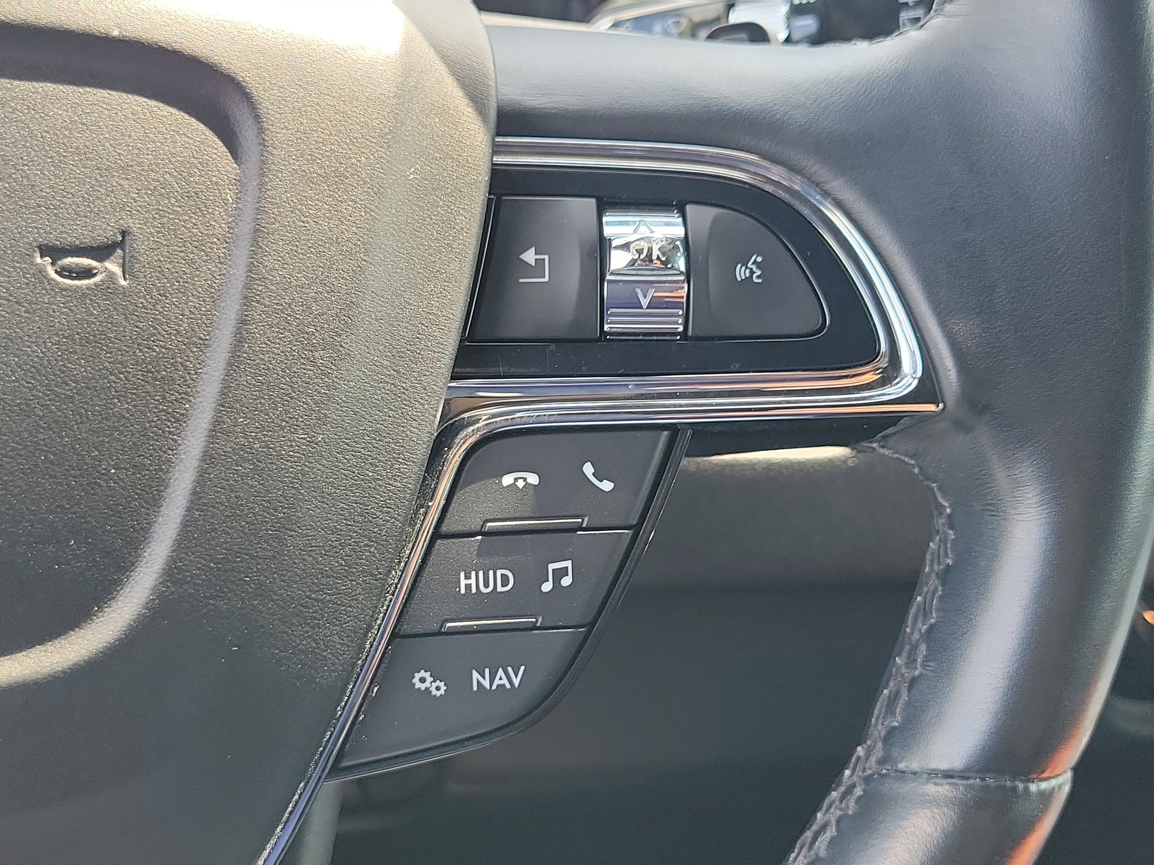 Used 2020 Lincoln Navigator Reserve w/ Equipment Group 208A Reserve image 26