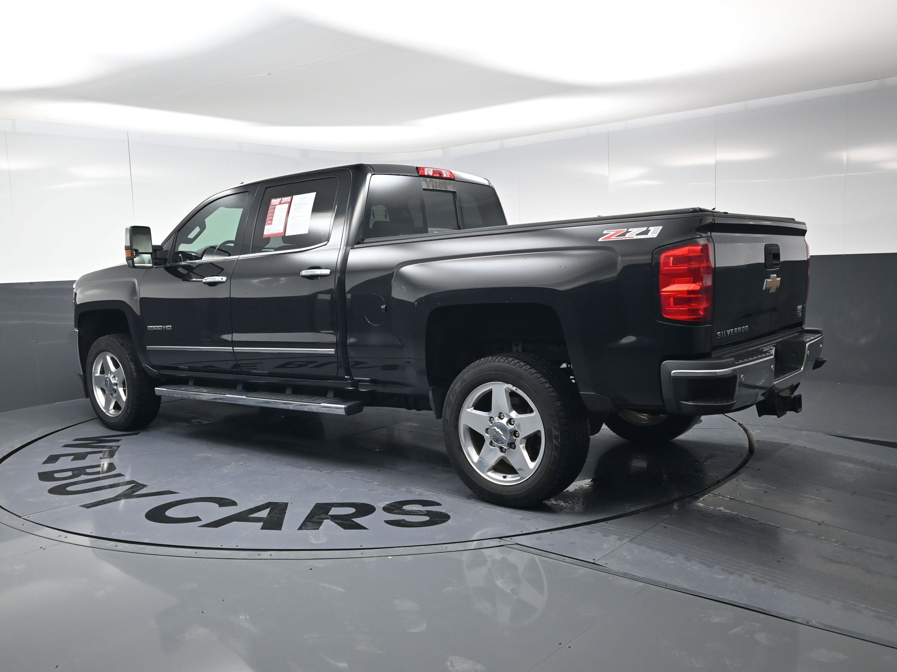 Used 2015 Chevrolet Silverado 2500 LTZ w/ LTZ Plus Package image 7