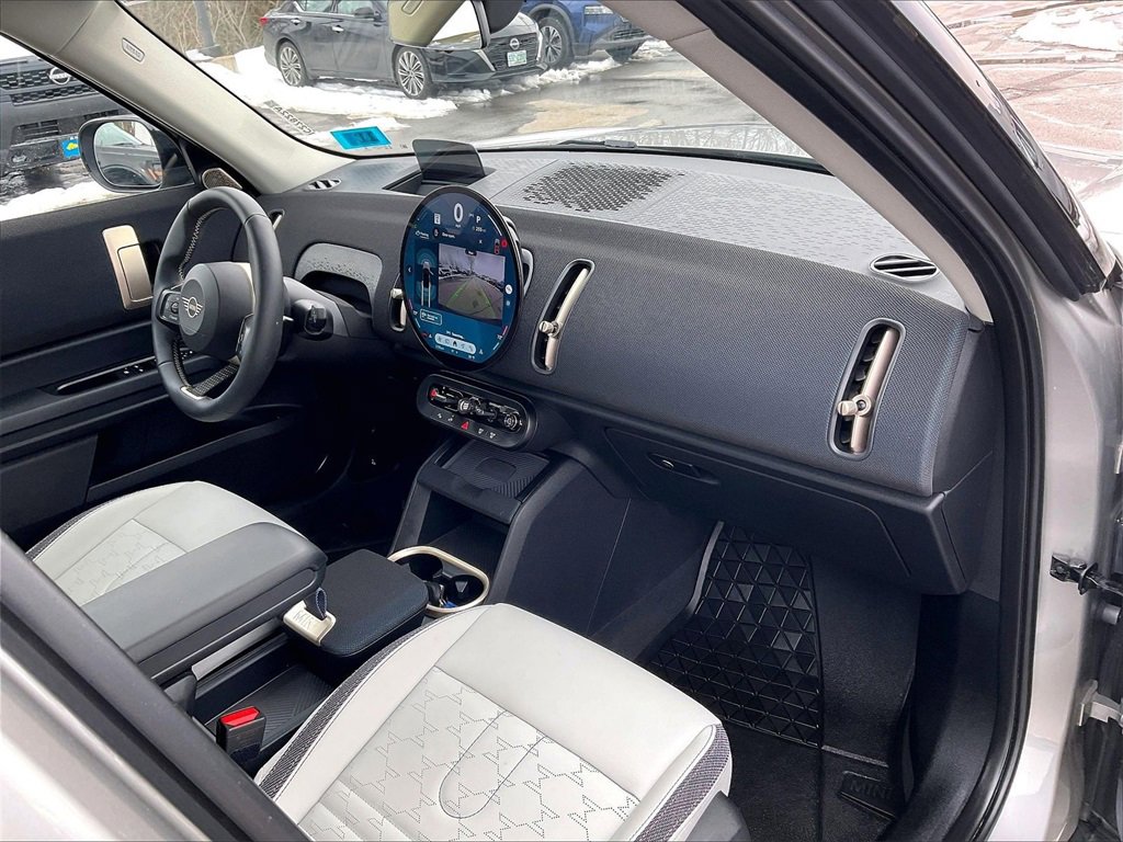Used 2025 MINI Cooper Countryman S image 13