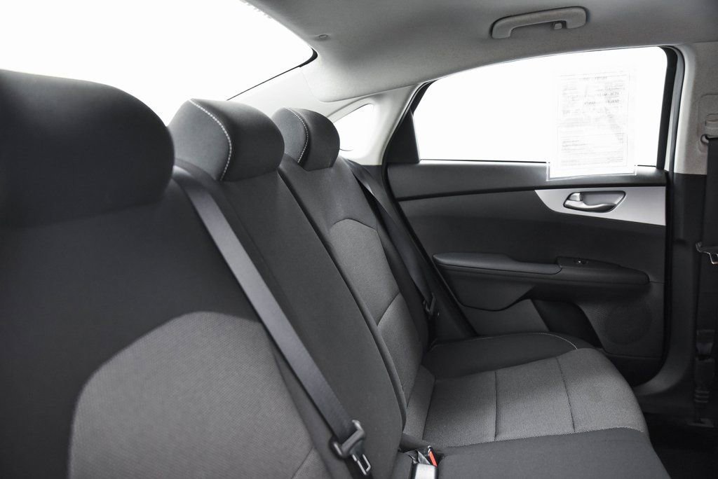 Used 2023 Kia Forte LXS w/ LXS Technology Package image 15