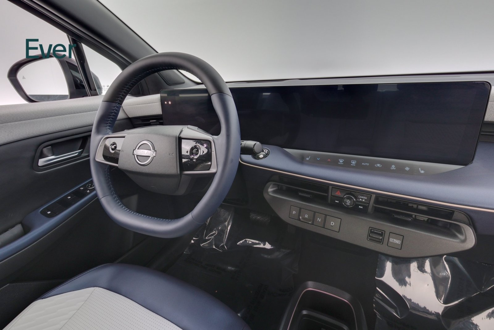 Used 2026 Nissan Leaf Platinum+ FWD image 25