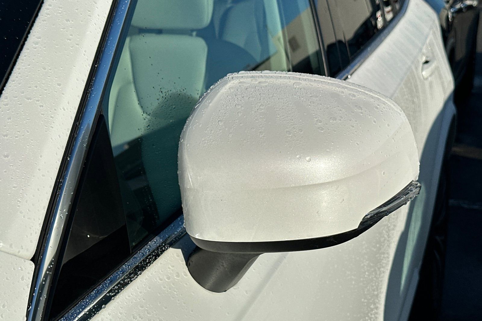 Used 2022 Volvo XC90 T5 Momentum w/ Climate Package image 16