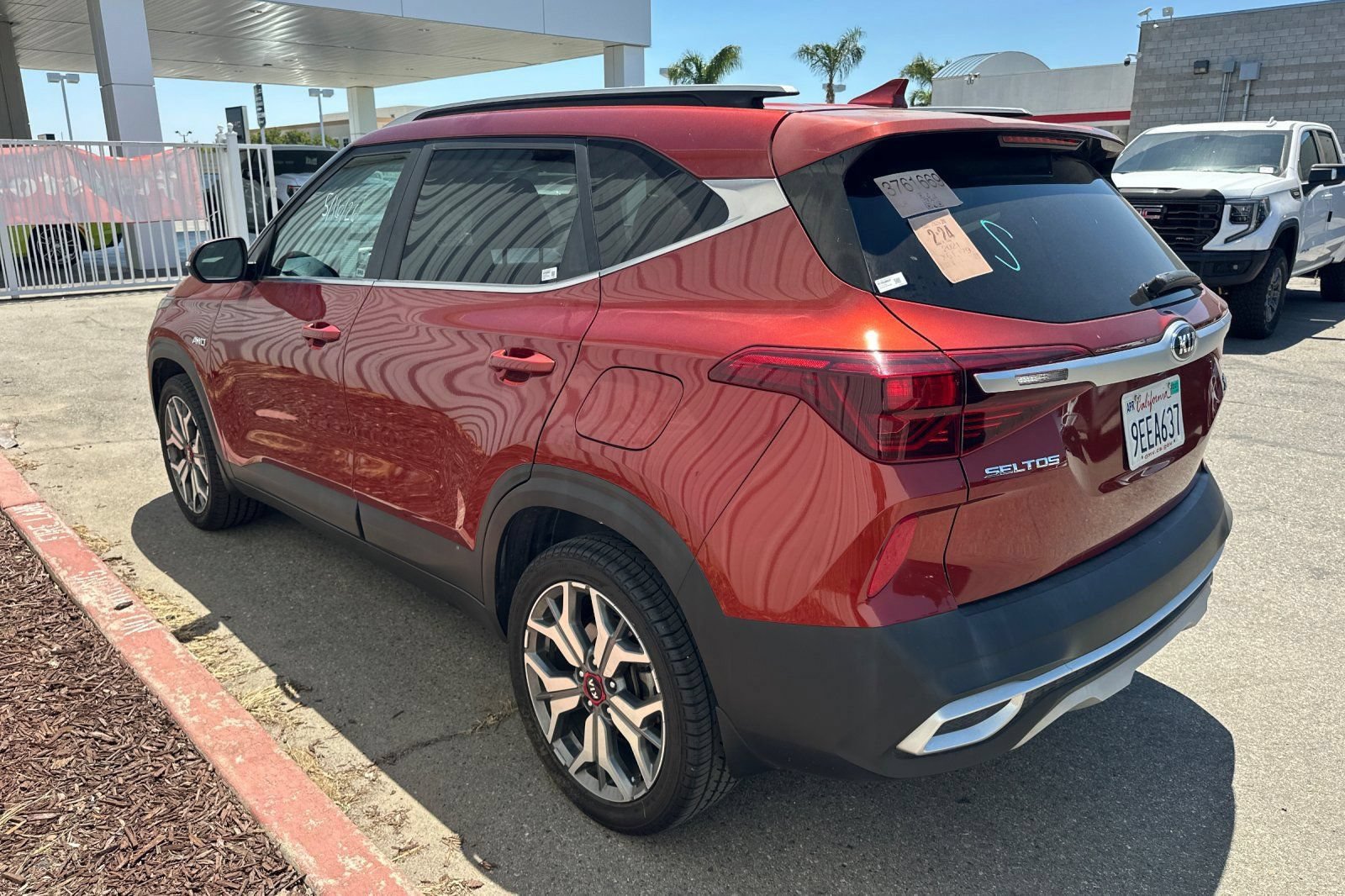 Used 2021 Kia Seltos S AWD/4WD image 5