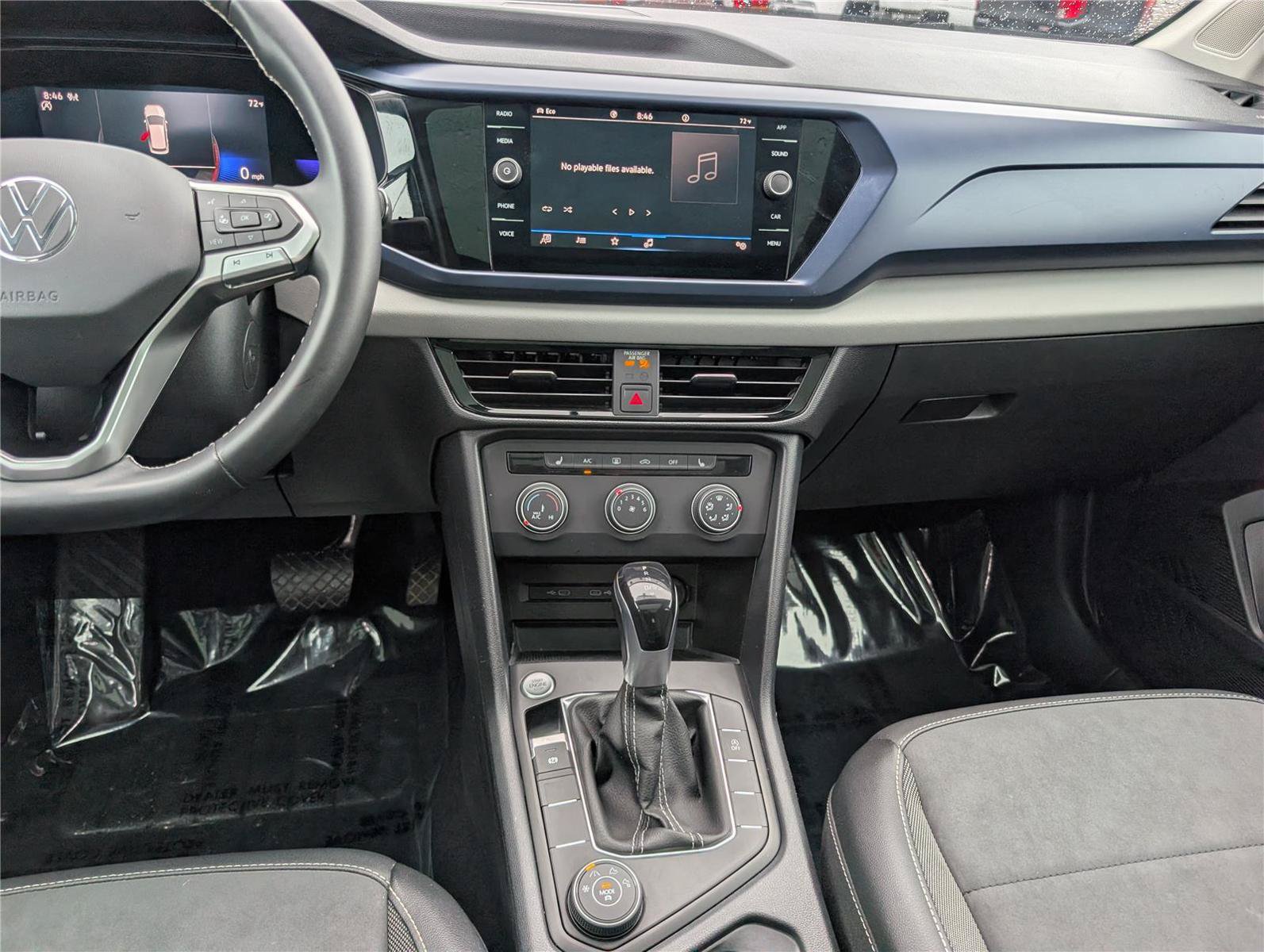Used 2022 Volkswagen Taos SE w/ Panoramic Sunroof Package AWD/4WD image 18