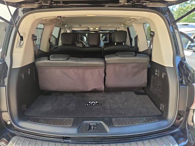 Used 2013 INFINITI QX56 4WD w/ Deluxe Touring Pkg image 6