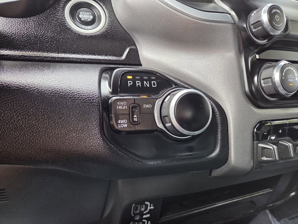 Used 2024 RAM 2500 Big Horn w/ Bed Utility Group image 18