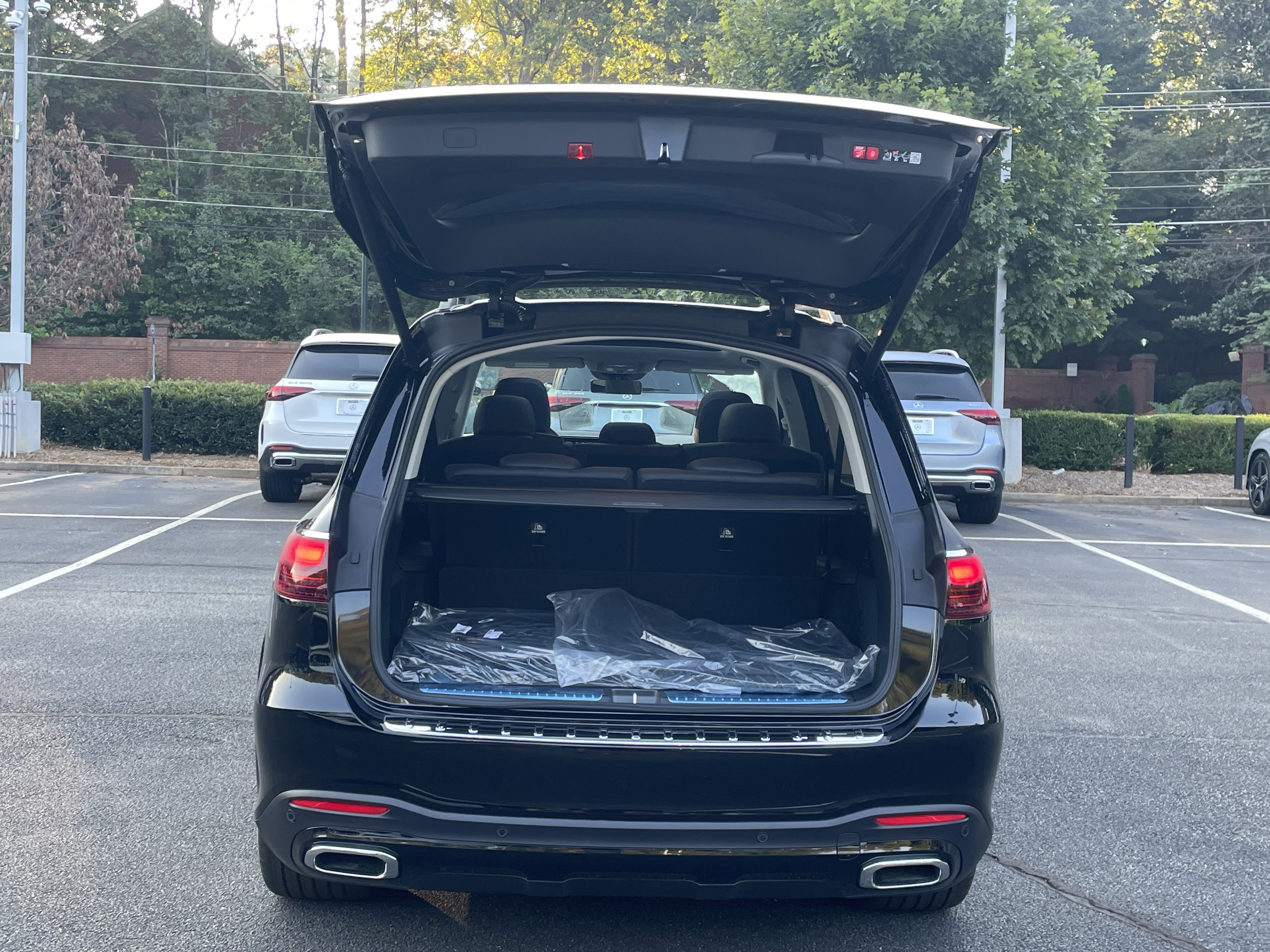 New 2026 Mercedes-Benz GLS 450 4MATIC image 8