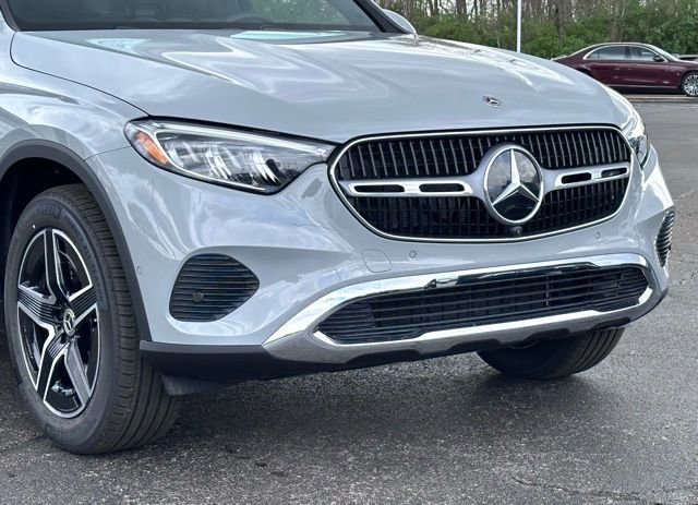 New 2026 Mercedes-Benz GLC 300 4MATIC image 2