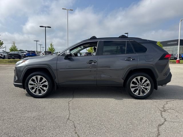 Used 2023 Toyota RAV4 XLE Premium AWD/4WD image 3