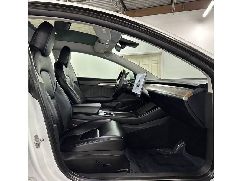 Used 2023 Tesla Model 3 Standard Range RWD image 31