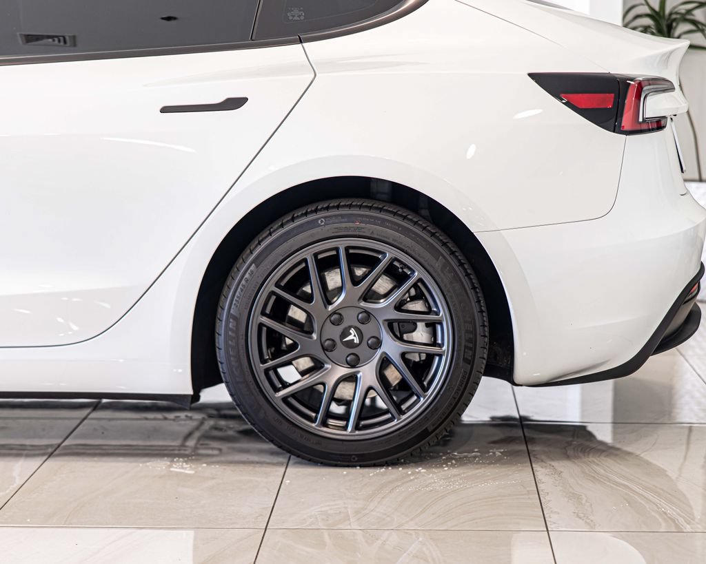Used 2026 Tesla Model 3 RWD image 8