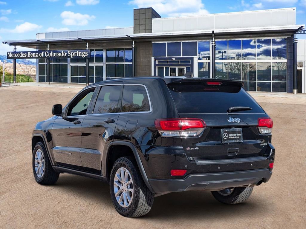 Used 2022 Jeep Grand Cherokee Laredo E AWD/4WD image 5