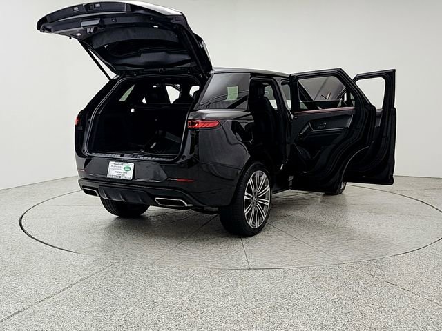 Certified 2024 Land Rover Range Rover Sport Dynamic SE image 11