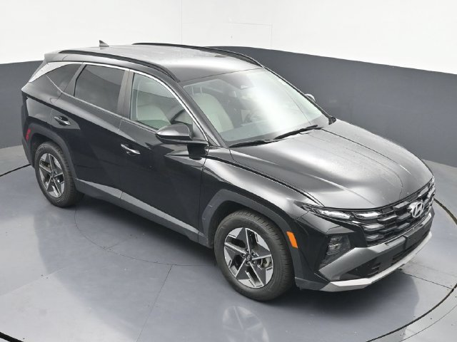 Used 2025 Hyundai Tucson SEL FWD image 24