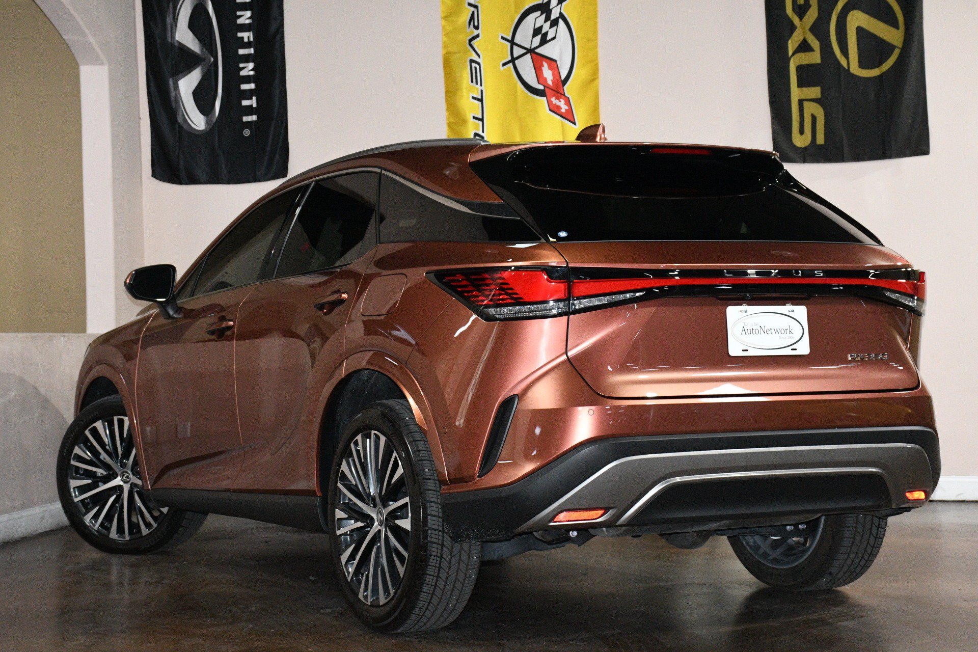 Used 2025 Lexus RX 350 Premium Plus w/ Convenience Package FWD image 6