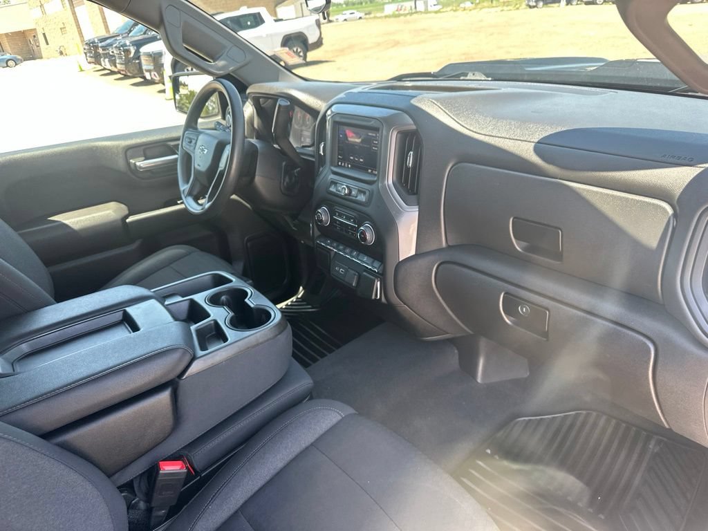 Certified 2022 Chevrolet Silverado 1500 Custom Trail Boss AWD/4WD image 24