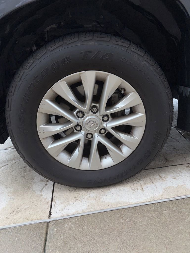 Used 2016 Lexus GX 460 w/ Premium Package AWD/4WD image 5