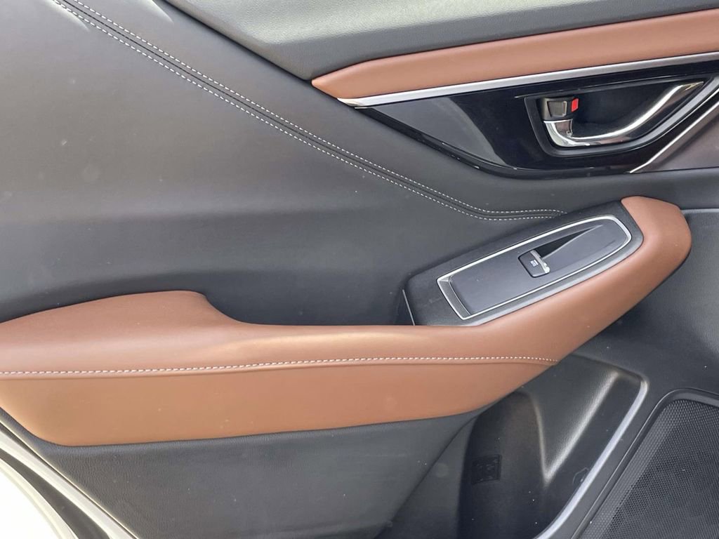 Used 2024 Subaru Outback Touring XT w/ Popular Package #2 image 10