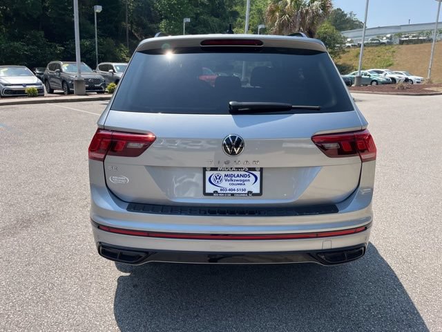 Used 2023 Volkswagen Tiguan SE R-Line FWD image 32