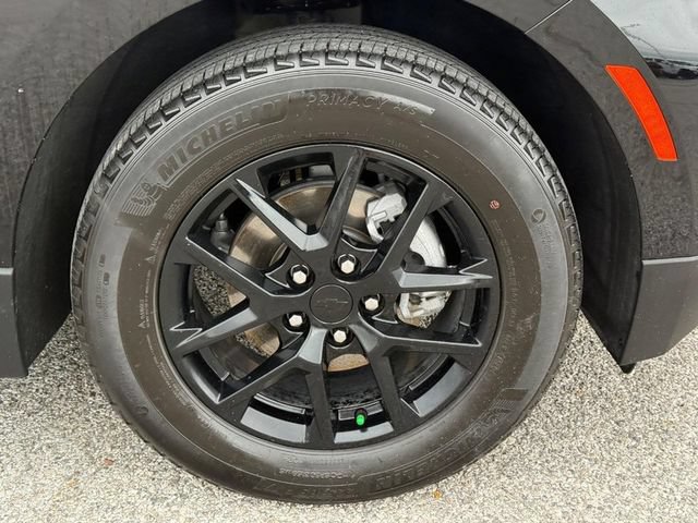 Used 2024 Chevrolet Equinox LT w/ LPO, Floor Liner Package FWD image 7
