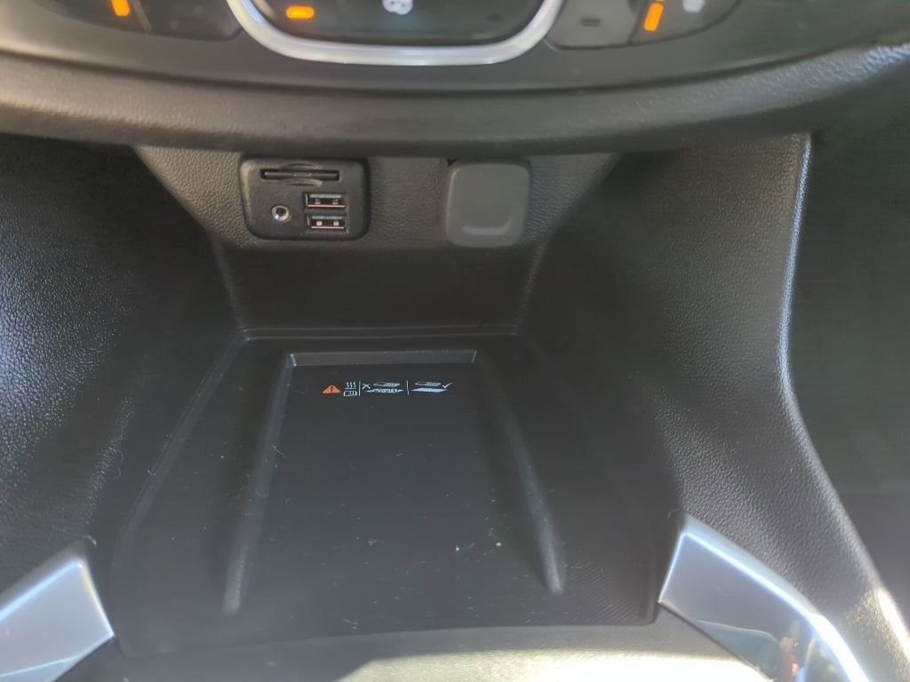 Certified 2023 Chevrolet Traverse RS w/ LPO, Floor Liner Package image 34