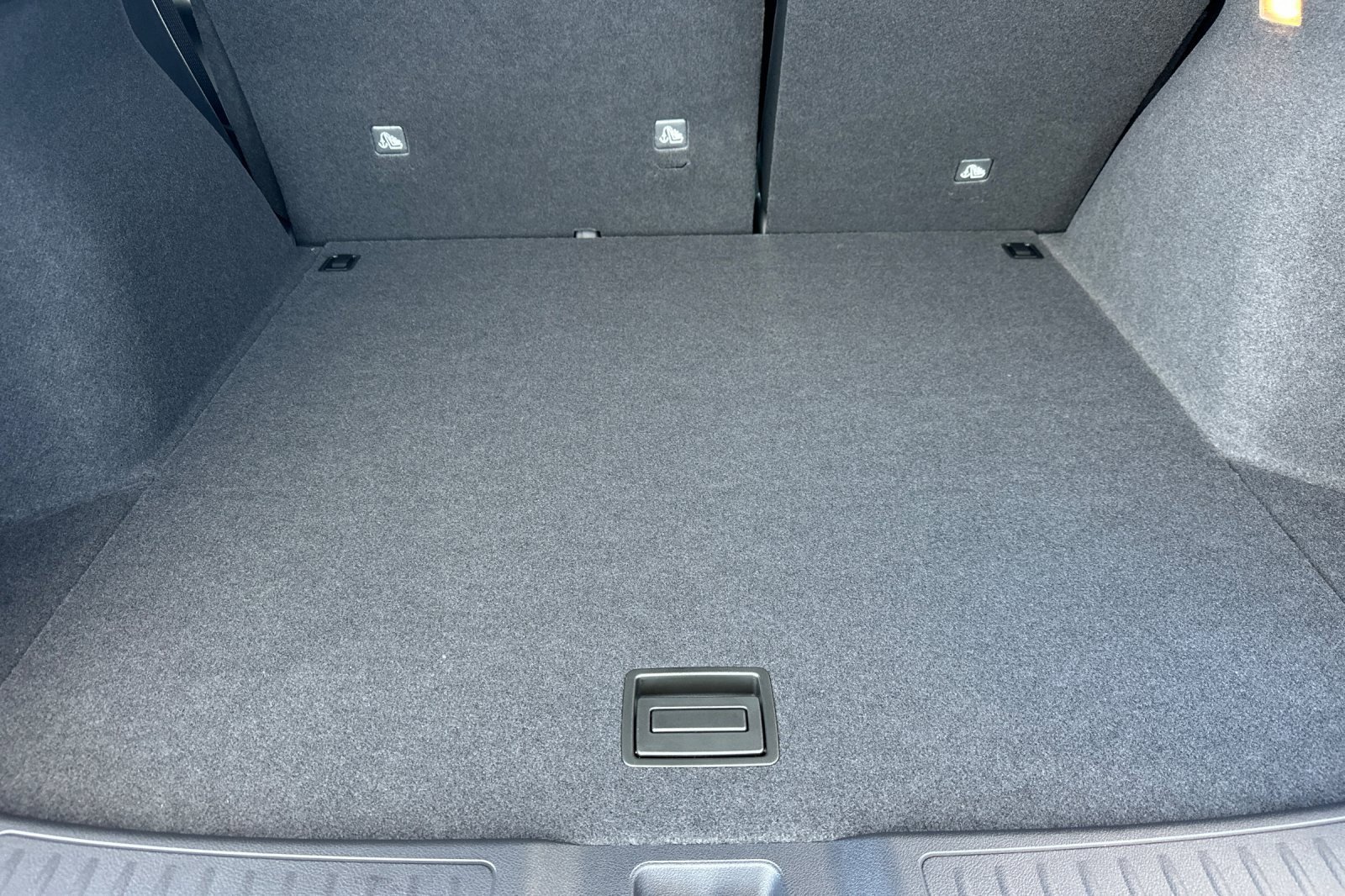 New 2025 INFINITI QX50 Sport image 16