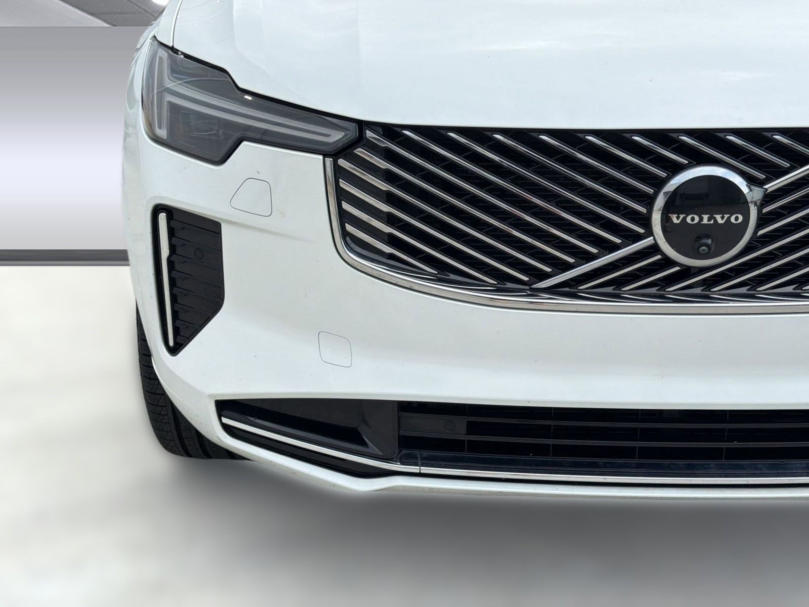 Certified 2025 Volvo XC90 B6 Plus w/ Protection Package Premier AWD/4WD image 26