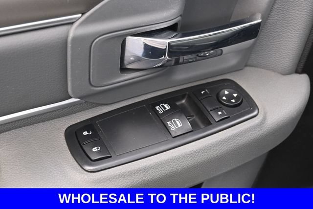 Used 2017 RAM 1500 Express RWD image 12