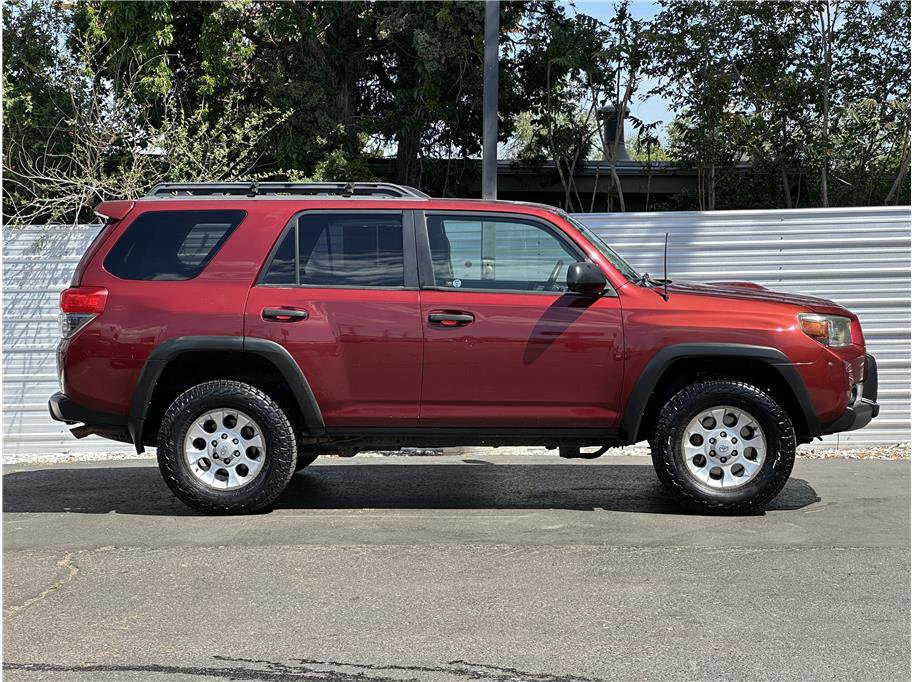 Used 2011 Toyota 4Runner Trail AWD/4WD image 9