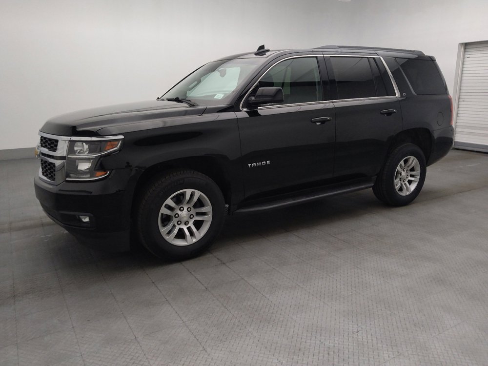 Used 2018 Chevrolet Tahoe LT w/ Luxury Package RWD image 2