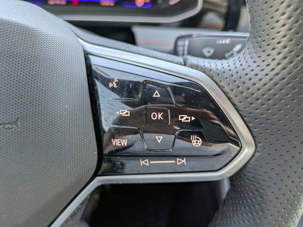 Used 2025 Volkswagen Jetta GLI Autobahn FWD image 26