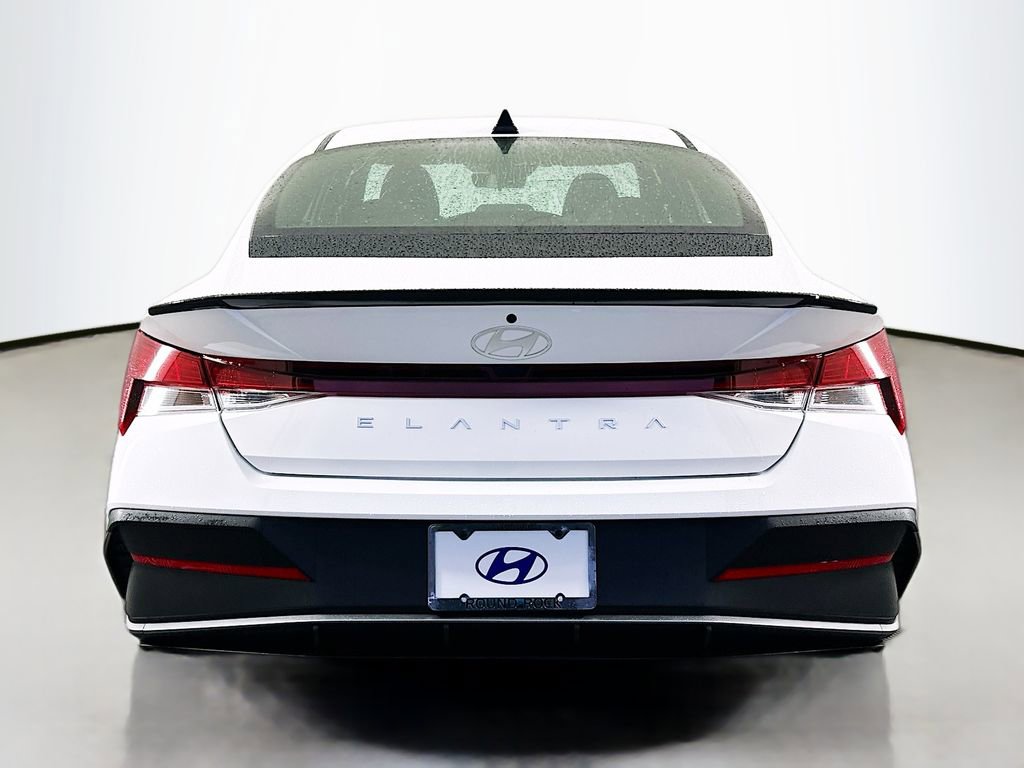 New 2026 Hyundai Elantra Sport image 6