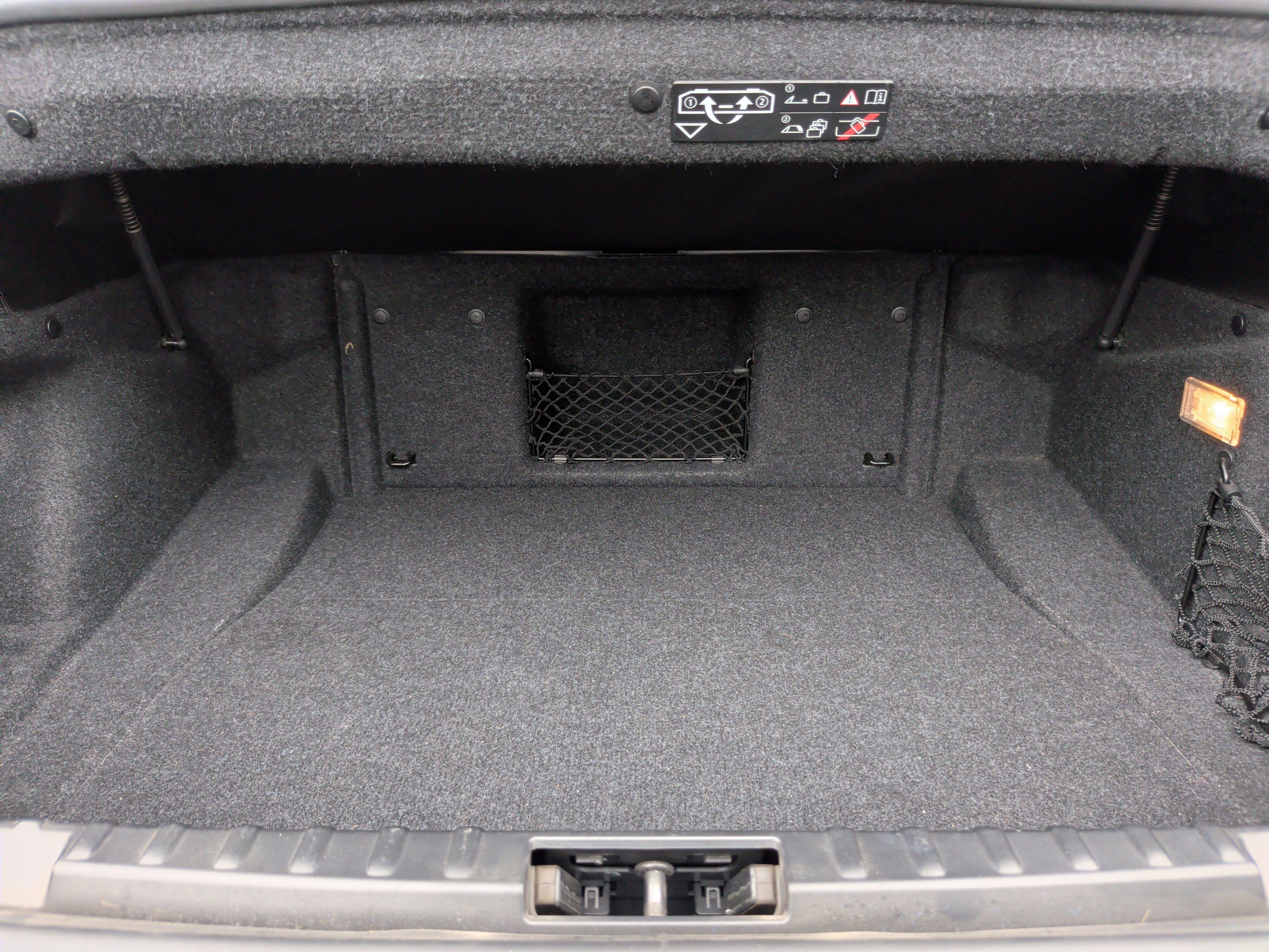 Used 2011 BMW 128i Convertible RWD image 34