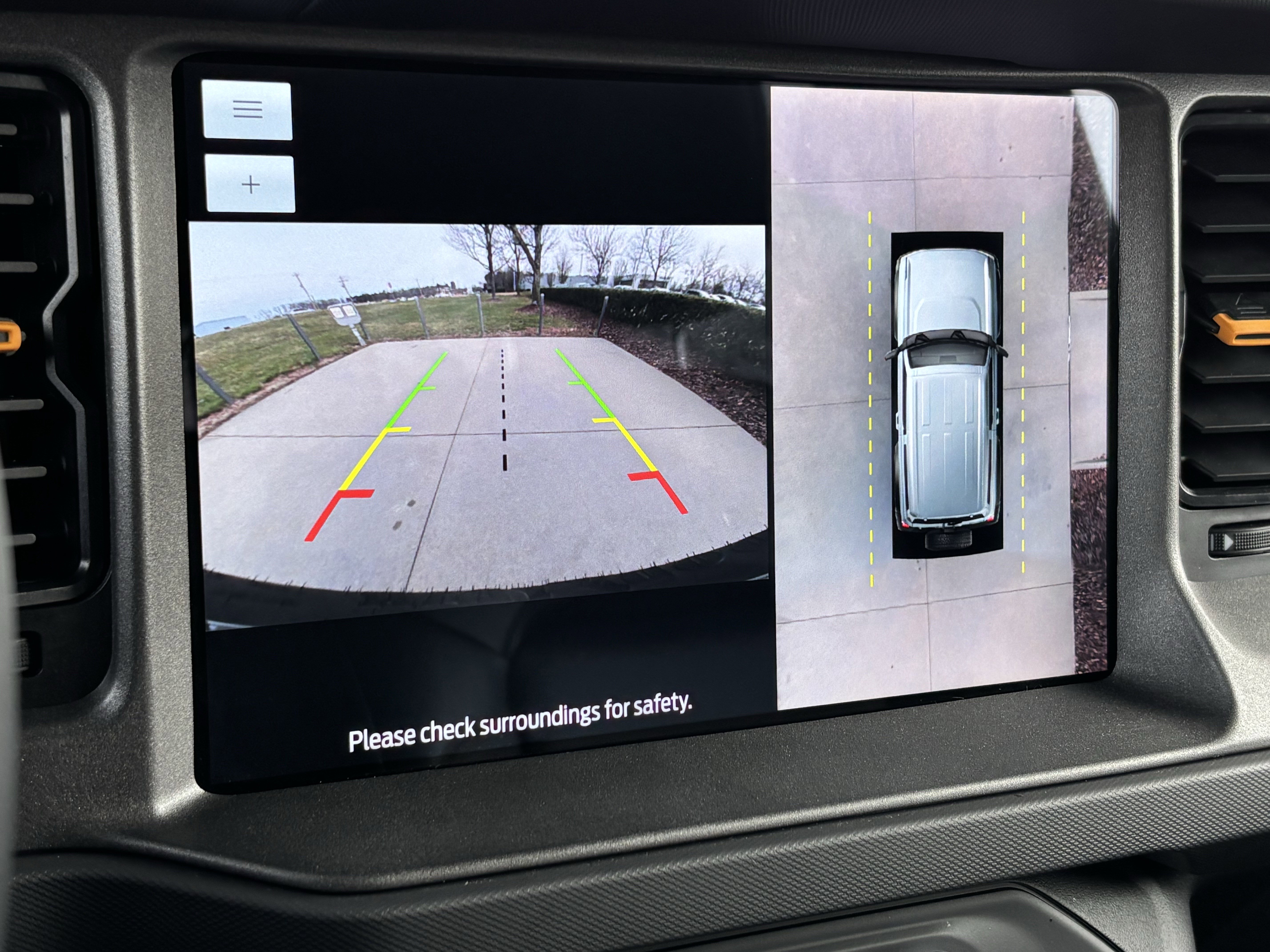 Used 2024 Ford Bronco Badlands image 25