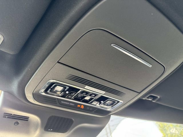 New 2025 Lincoln Navigator Reserve w/ Jet Appearance Package image 30