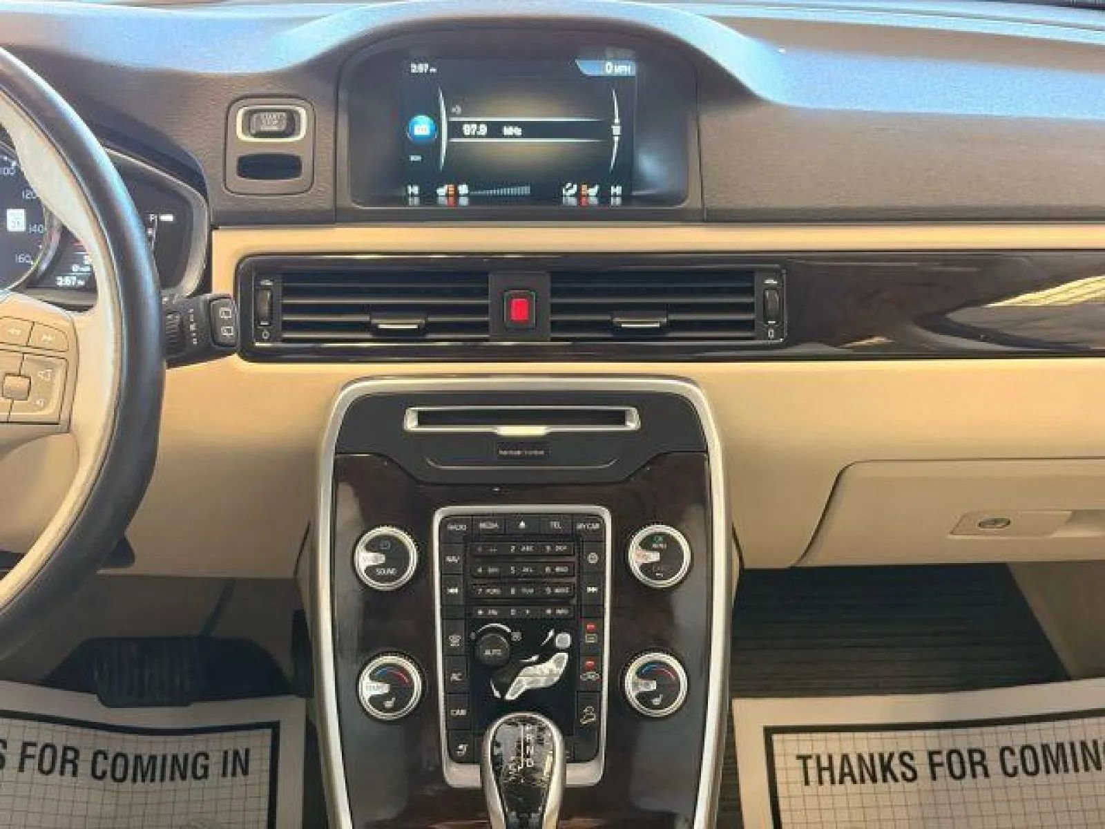 Used 2016 Volvo XC70 T5 Platinum w/ Protection Package AWD/4WD image 19