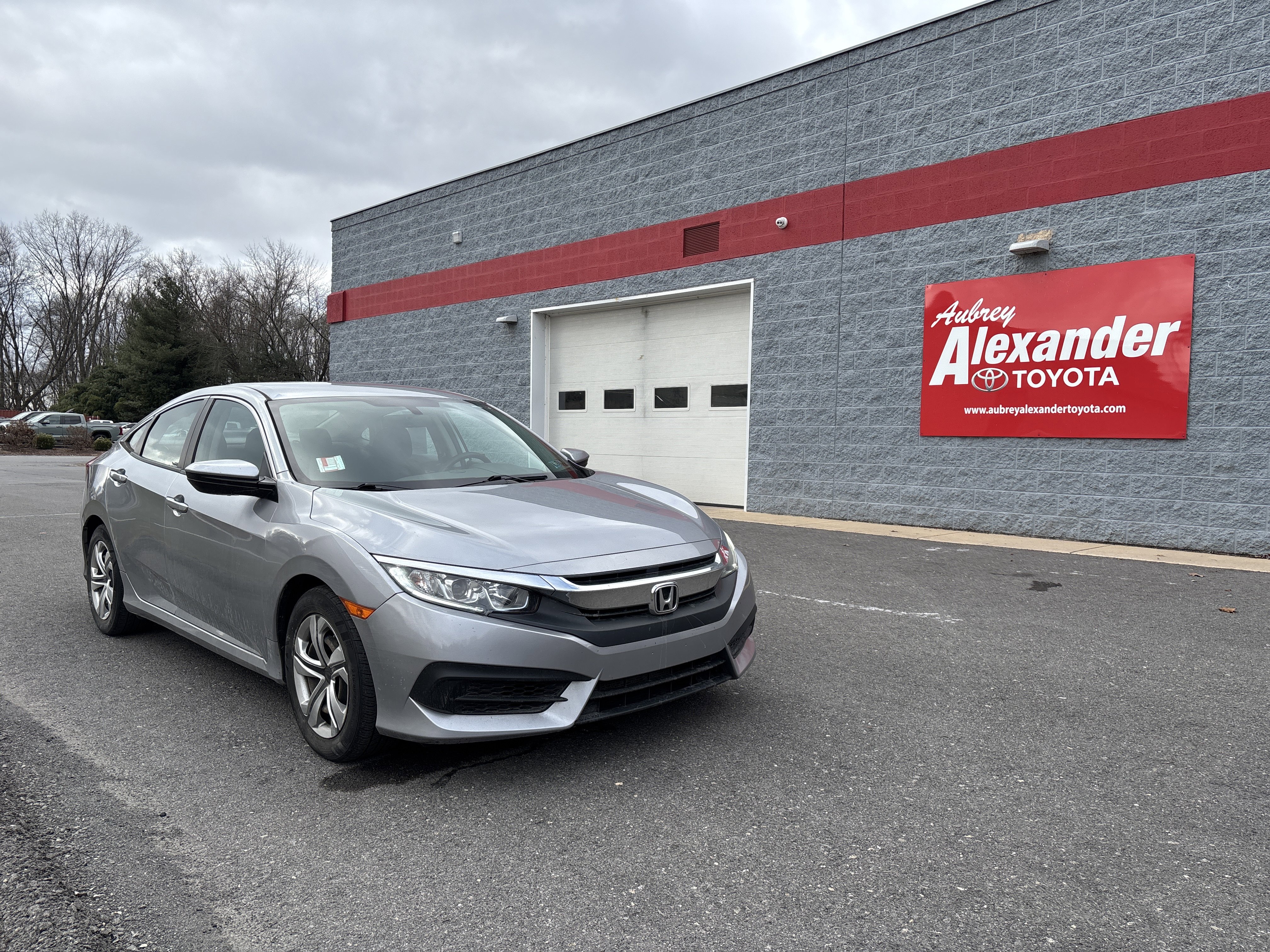Used 2017 Honda Civic LX image 1