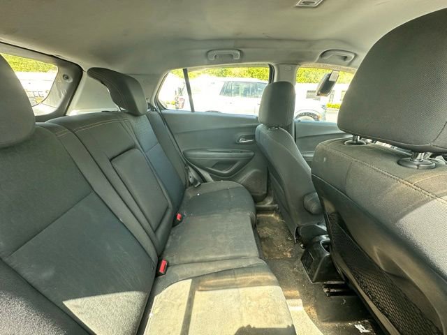 Used 2017 Chevrolet Trax LS w/ LPO, Protection Package AWD/4WD image 11