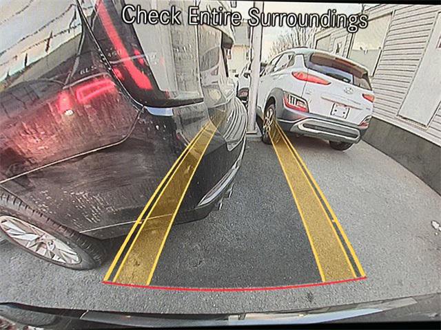 Used 2023 Mercedes-Benz GLS 450 4MATIC image 26