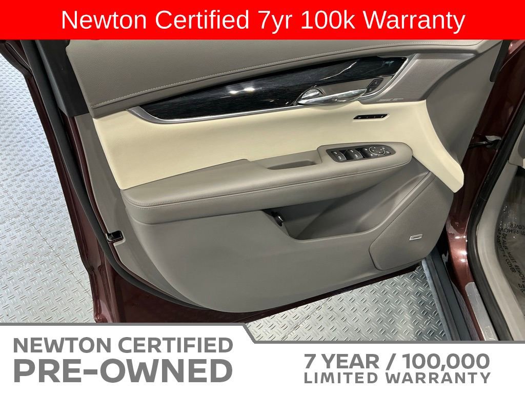 Used 2022 Cadillac XT6 Premium Luxury AWD/4WD image 44