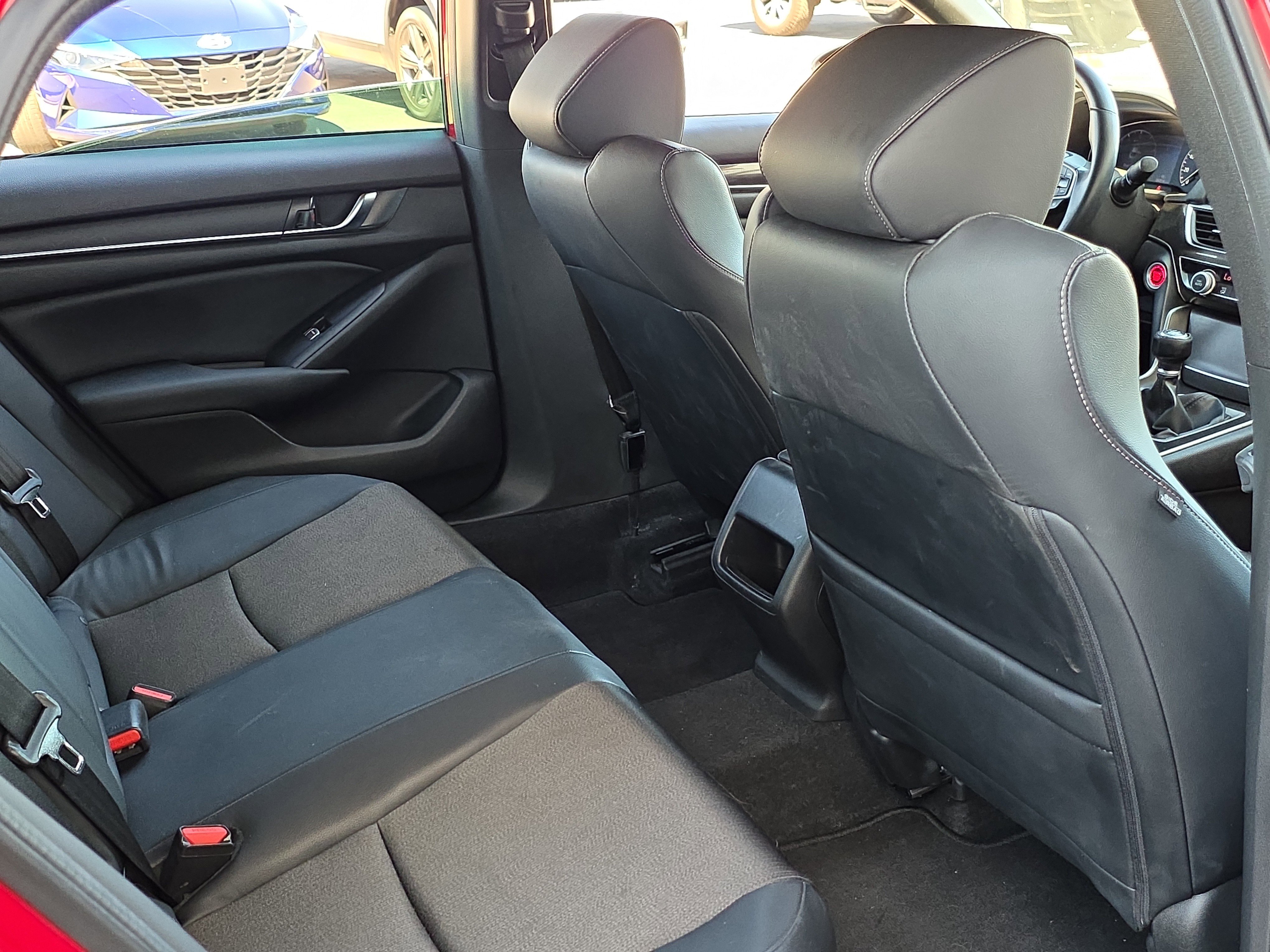 Used 2018 Honda Accord Sport image 26