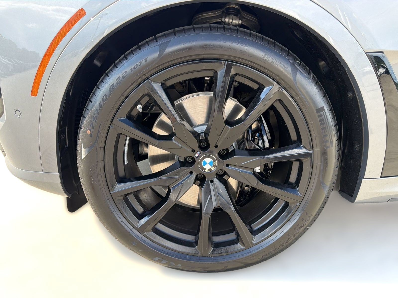 New 2027 BMW X7 xDrive40i w/ Executive Package AWD/4WD image 12