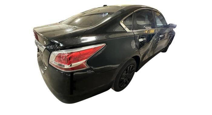 Used 2015 Nissan Altima 2.5 S w/ Power Driver Seat Package FWD image 5