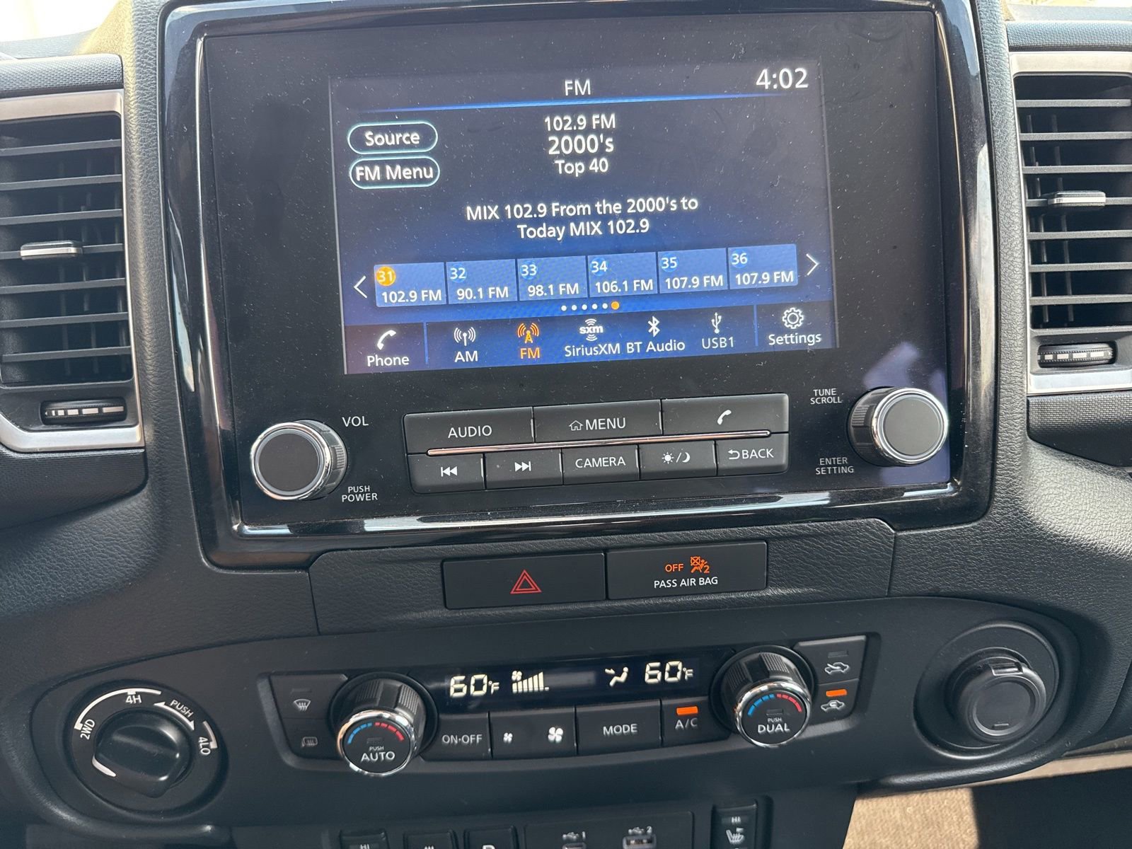 Used 2022 Nissan Frontier SV image 6