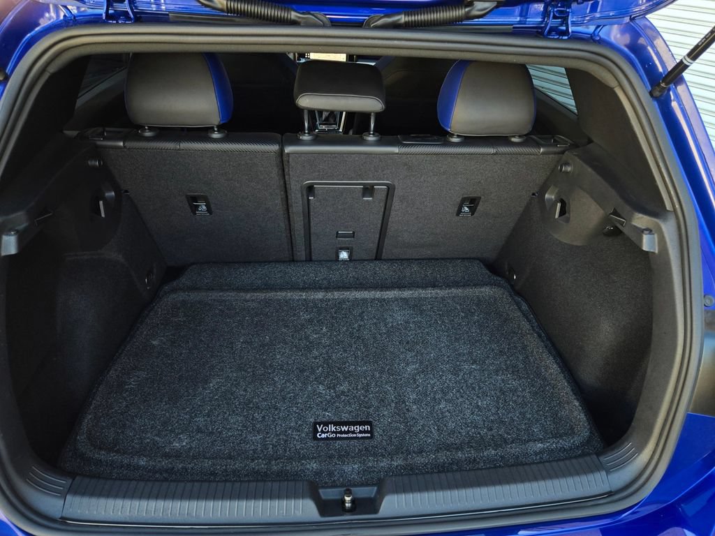 Used 2023 Volkswagen Golf 20th Anniversary Edition AWD/4WD image 32