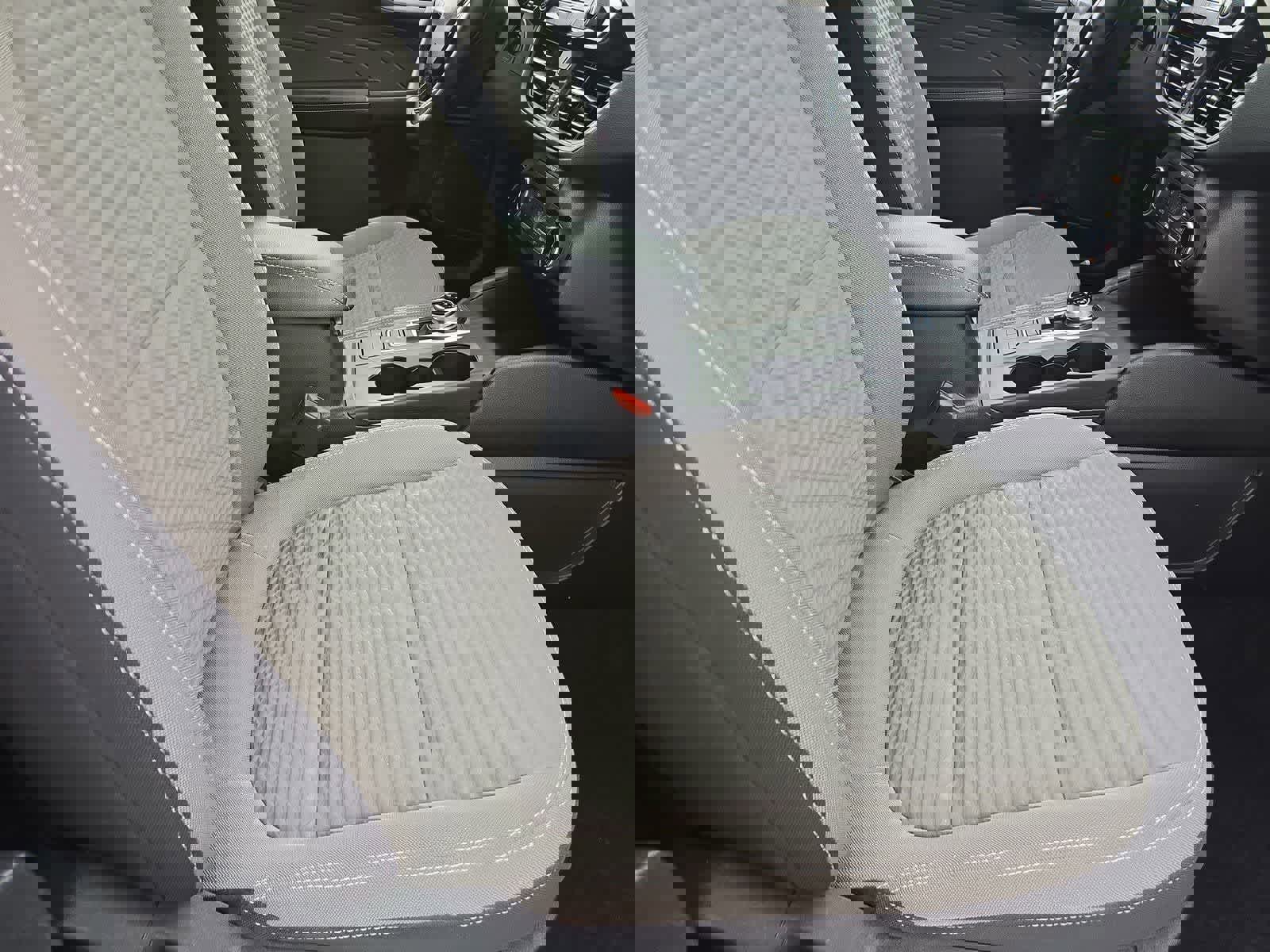 Used 2022 Ford Escape SE w/ Convenience Package image 19