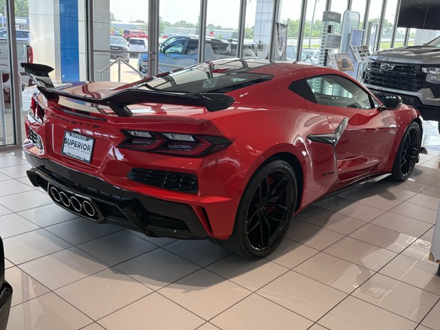 New 2026 Chevrolet Corvette Z06 w/ Z07 Performance Package RWD image 2